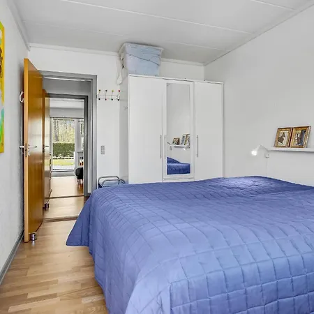 Casa vacanze Lovely In With Wifi